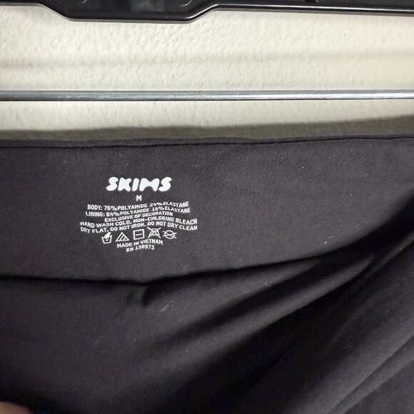 SKIMS Women's Black Fits Everybody Bandeau Bra - Size M Medium - Picture 4 of 4